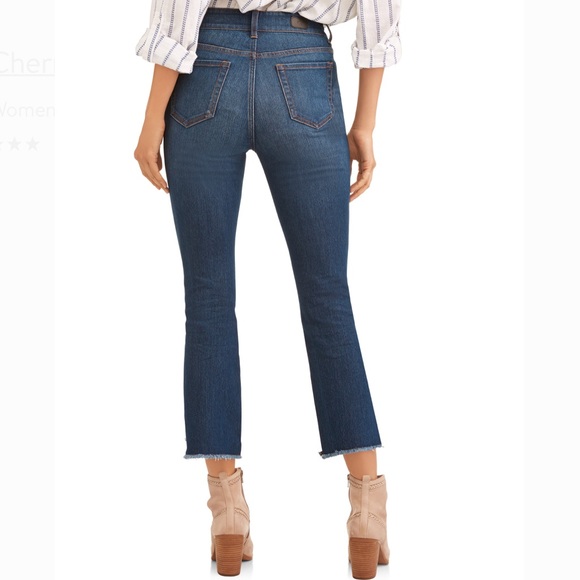 Cherry Blossom Women's Button Down Kick Flare Crop - Picture 2 of 4